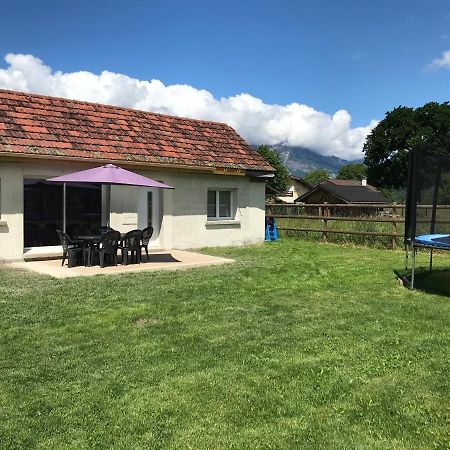 Maisonnette Entre Lac De Passy Et Montagnes Domancy Exterior photo